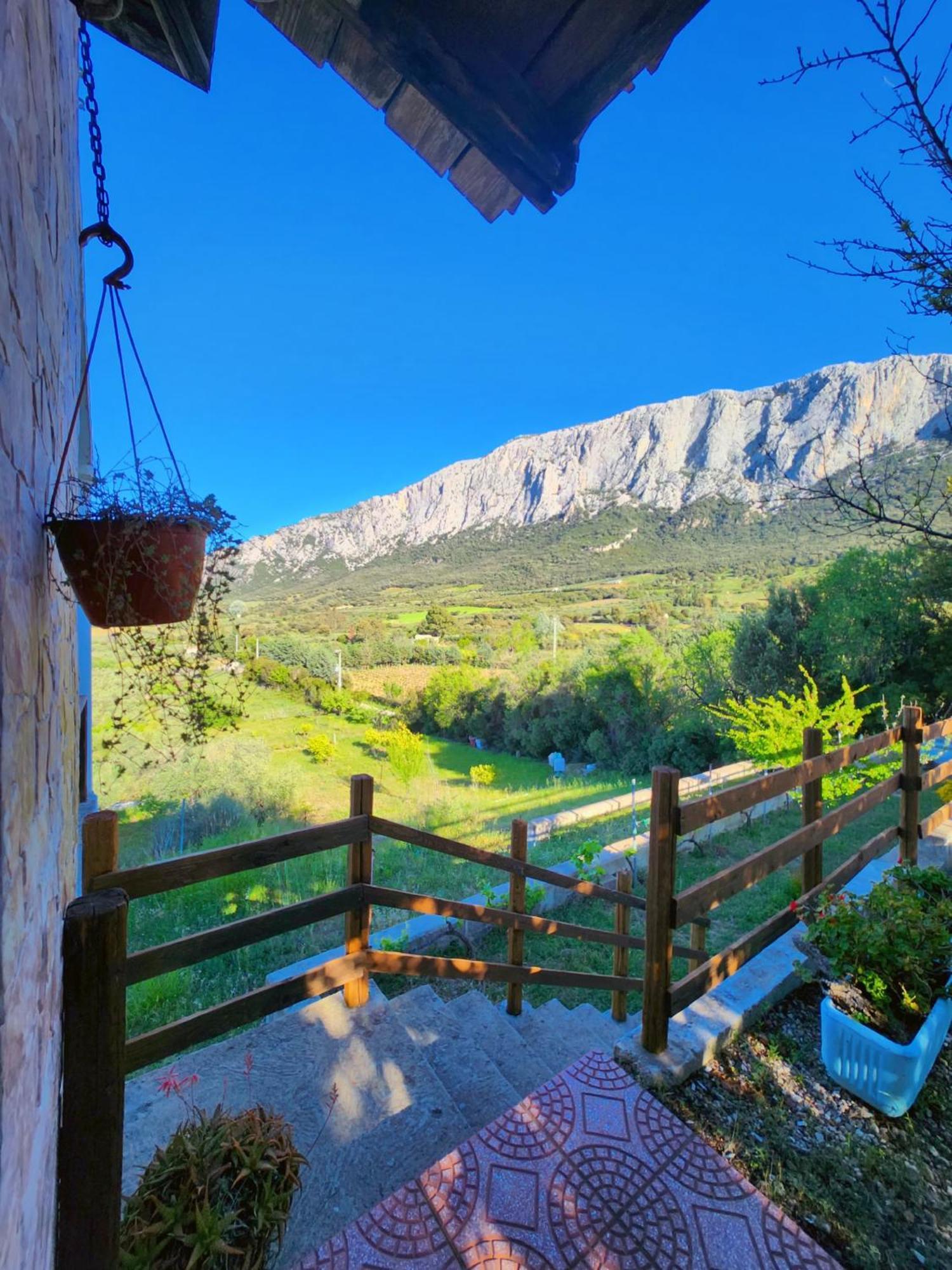 Panoramic House Villa Oliena Luaran gambar